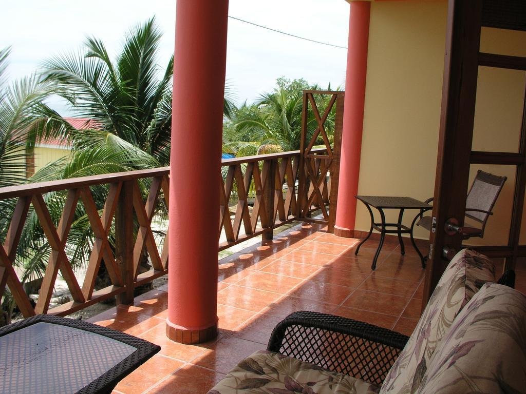 Placencia Alan'S Paradise Hotel מראה חיצוני תמונה