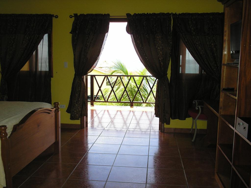 Placencia Alan'S Paradise Hotel חדר תמונה