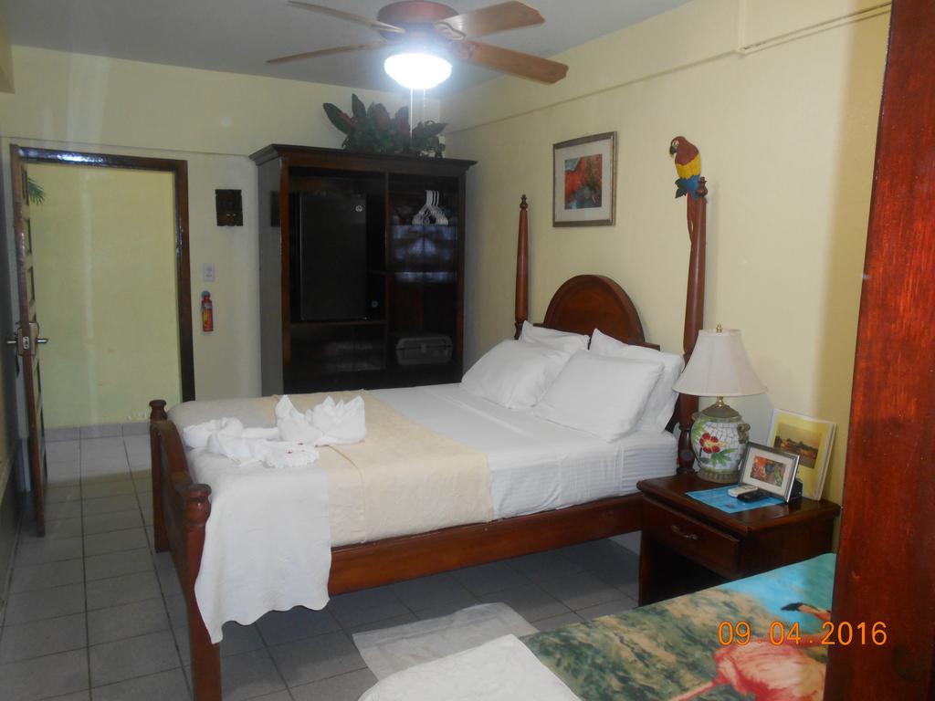 Placencia Alan'S Paradise Hotel מראה חיצוני תמונה