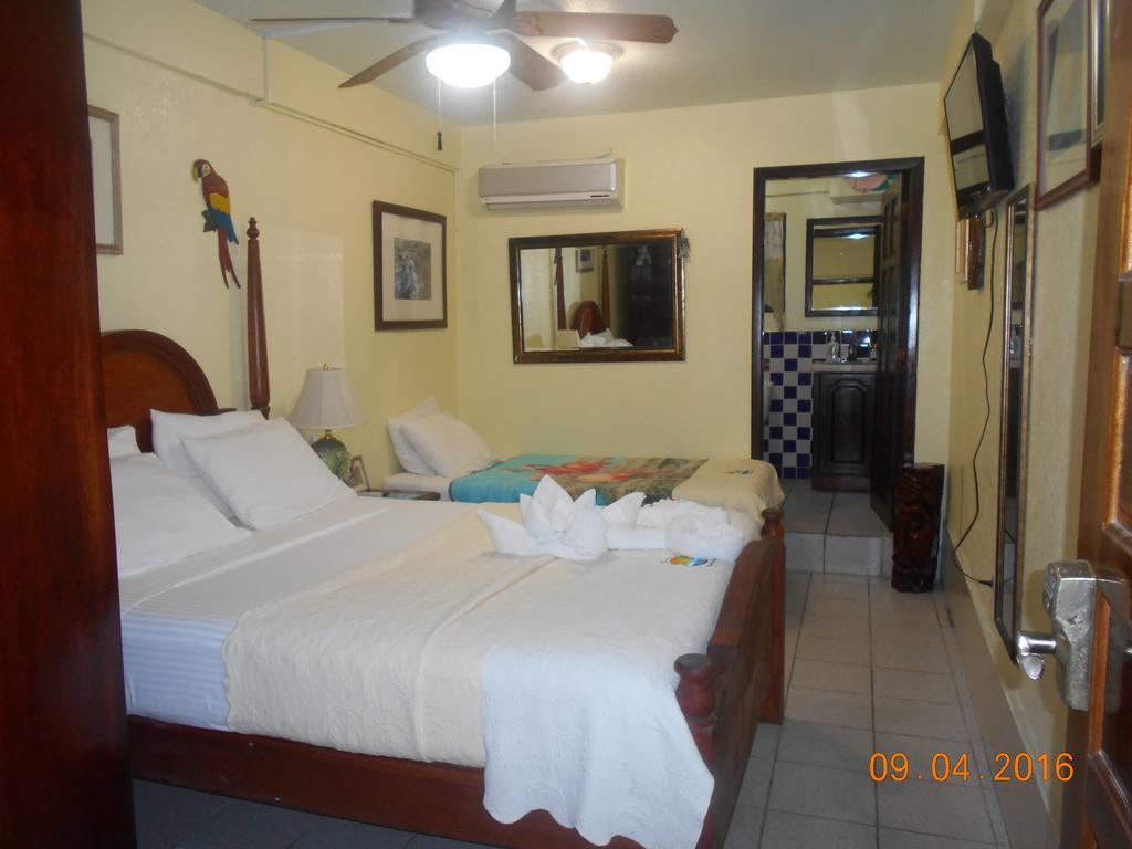 Placencia Alan'S Paradise Hotel מראה חיצוני תמונה