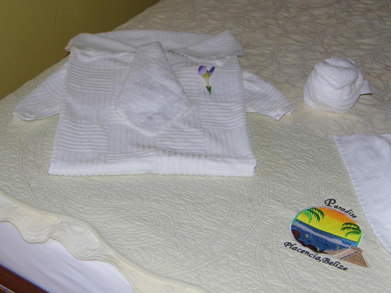 Placencia Alan'S Paradise Hotel מראה חיצוני תמונה