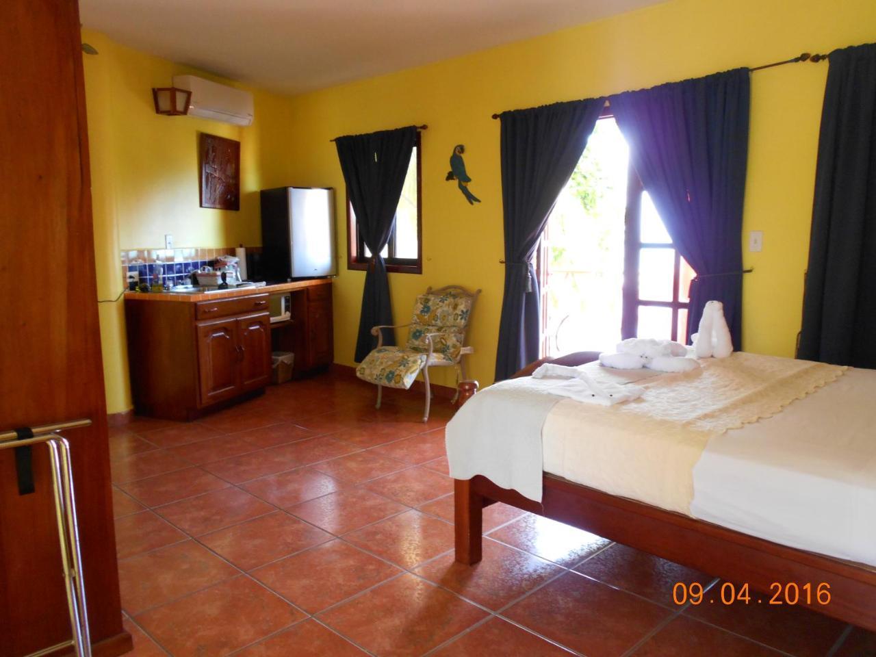 Placencia Alan'S Paradise Hotel מראה חיצוני תמונה